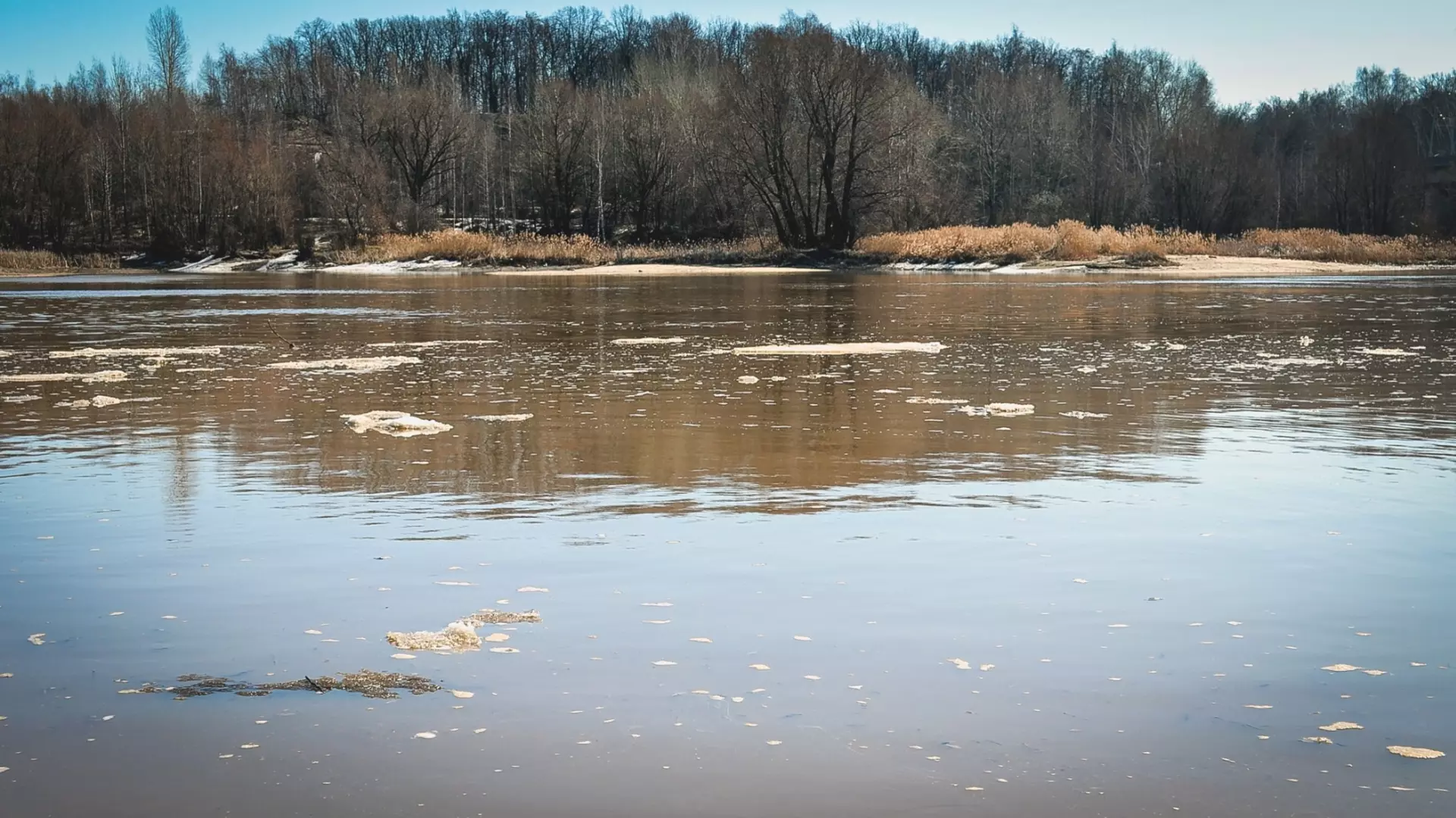 В реках Тюменской области снова поднялся уровень воды