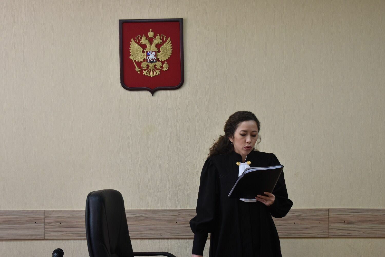 Руслана Гасанова приговорили к 1 году и 6 месяцам лишения свободы в колонии строгого режима за угрозы убийством 
