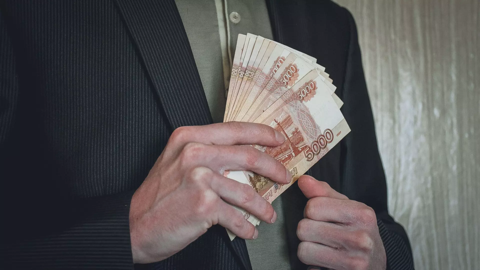 В Тюменской области компании увеличили предлагаемые зарплаты