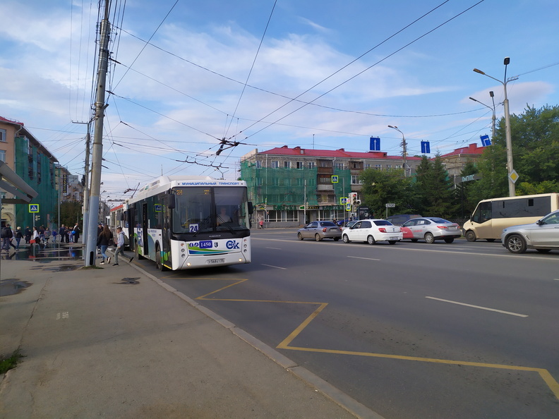 В Тюмени запретили проезд без масок в общественном транспорте.