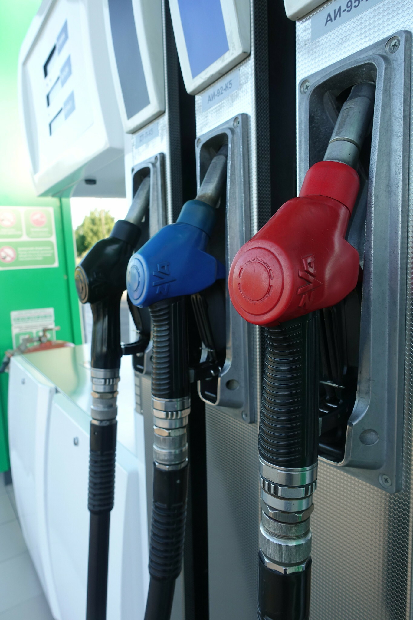 В Тюменской области продолжают расти цены на бензин