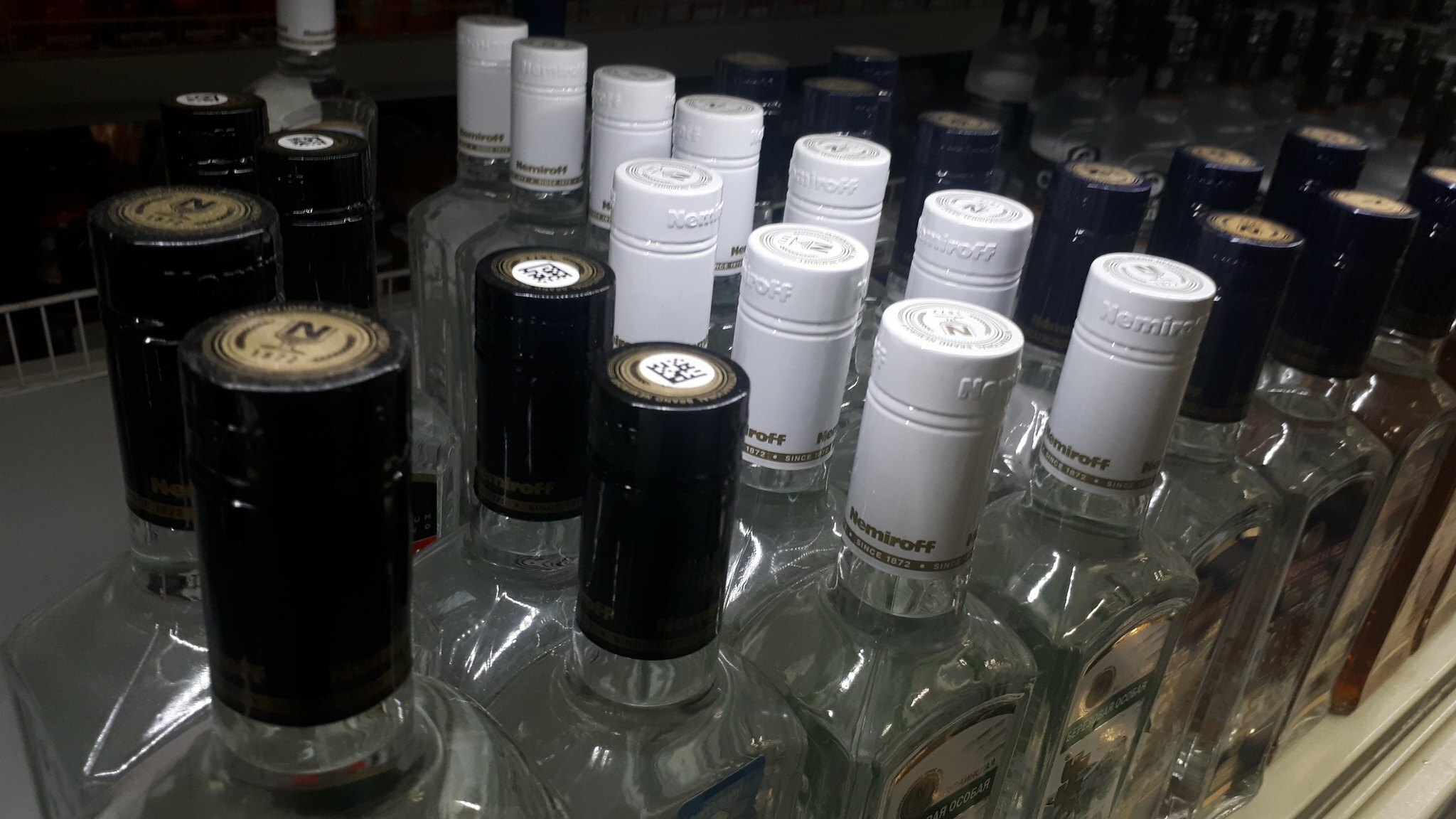 В Ишиме осудят участников ОПГ, занимавшихся контрафактом алкоголя и табака
